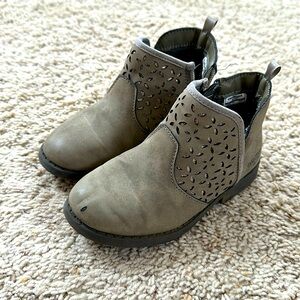 Toddler girls size 10 from OshKosh